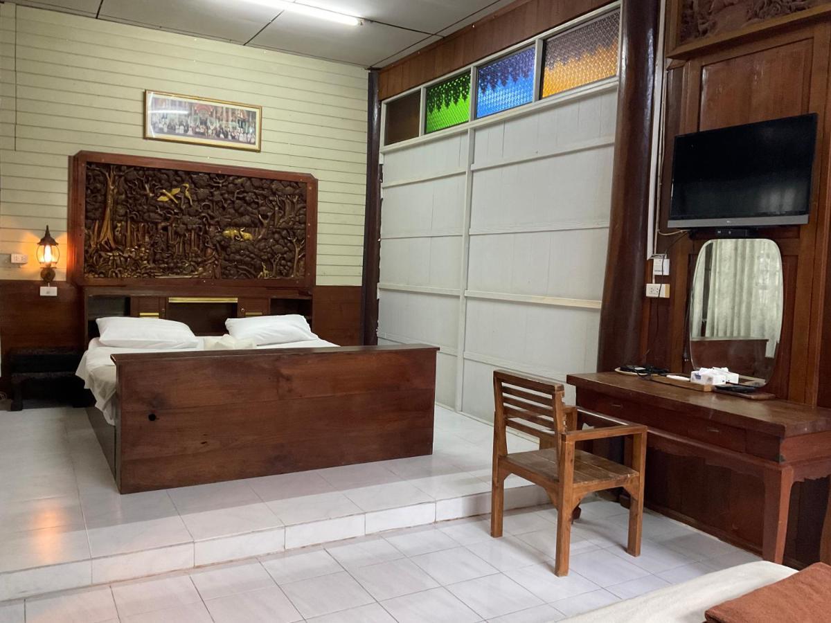 Kwanlah Homestay Mae Chaem Exterior foto