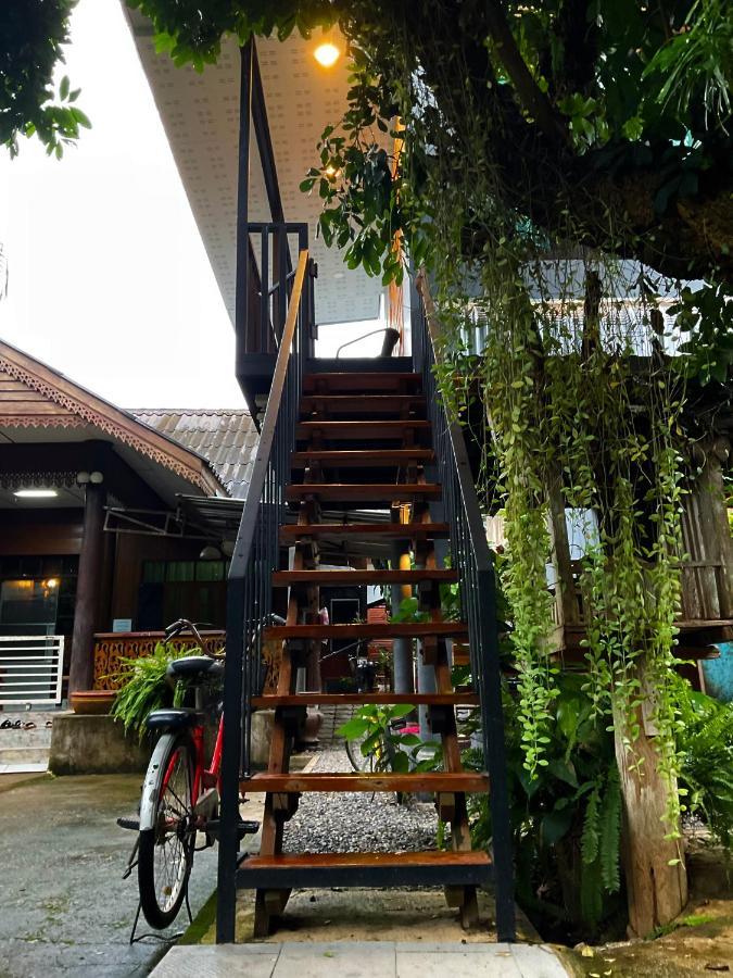 Kwanlah Homestay Mae Chaem Exterior foto