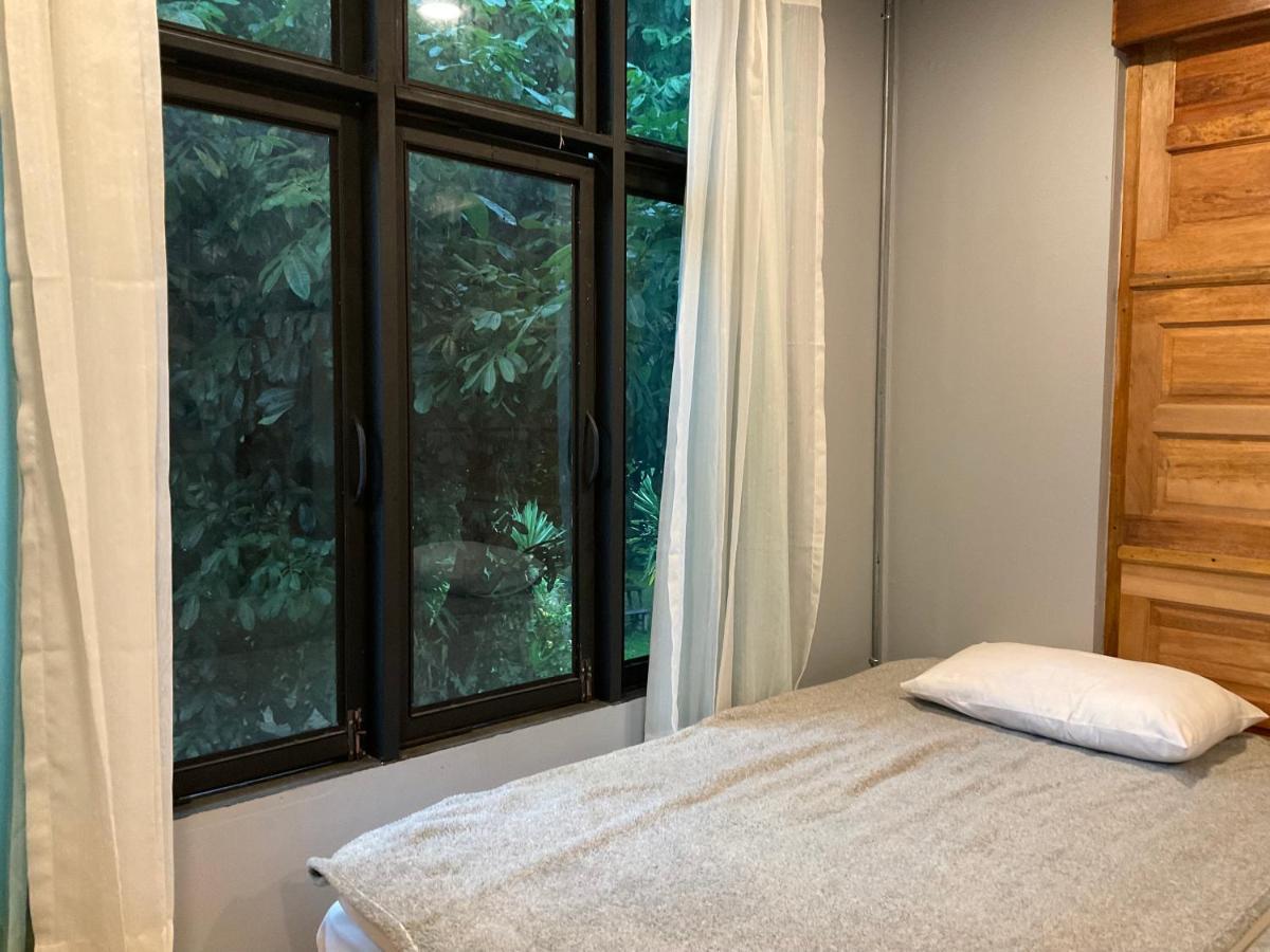 Kwanlah Homestay Mae Chaem Exterior foto